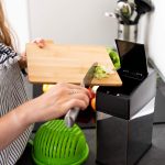 Automatikusan kinyíló 7 literes szemeteskuka - mozgásérzékelős, szuper higiénikus mini hulladékgyűjtő (BBV)