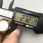 Digitális tolómérő praktikus tárolóban (BBL)