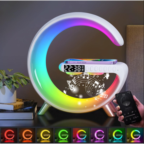 G63 Multifunkciós szórakoztató állomás – Bluetooth hangszóró, vezeték nélküli töltő, RGB LED party fény és éjszakai lámpa – 10W (BBV)