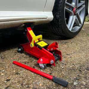 STARKTECH_ST-1020_hidraulikus_emelő_2_tonnás_teherbírású,_professzionális_autójavító_és_emelő_eszköz_ST1020_(BBL)1