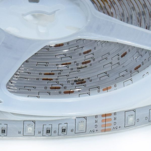 Távirányítással vezérelhető, időzíthető, napelemes, kültéri RGB LED szalag - 5M (BBV) (BBD)