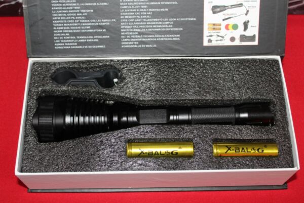 BL-Q2800 fegyverre rögzíthető taktikai zseblámpa - fegyverlámpa tölthető akkumulátorral (BBL) (BBV)