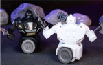 Távirányítós 360°-ban forgó akkumlátoros harci robot (BBJ)