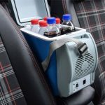 2in1 elektromos frissen tartó készülék utazáshoz - autós hűtőtáska és élelmiszer melegítő - vállpánttal és 3 pohártartóval a tetején - 7,5L, 65W (BBV)
