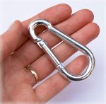 Rugós fém karabiner hegymászáshoz, barlangászathoz, vitorlázáshoz - 10 x 50 x 100 mm (BBL)