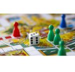 Ki mit tud? társasjáték - kvízjáték minden korosztály számára, rengeteg izgalmas kérdéssel (BBMJ)