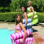 Lebegő pihenő matrac 2 beépített párnával - felfújható vízi függőágy (BBJ)(BBMJ)