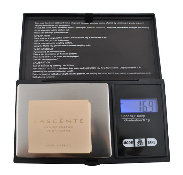 Nagy pontosságú zsebmérleg LCD kijelzővel és tara funkcióval 500 grammig - 6 féle mértékegység, 0,1 g pontosság (BBV)
