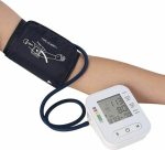 Könnyen kezelhető, LCD kijelzős vérnyomásmérő karra - 22-32 cm-ig állítható mandzsettával (BBM)