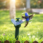 SolarBloom napelemes táncoló kolibri kerti dekoráció – mozgó napenergiás kerti dísz 40 cm (BBJ)