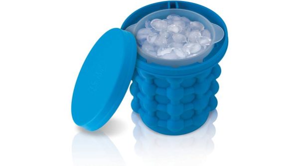 Egyszerűen használható és helytakarékos 3in1 jégkocka készítő, tároló és italhűtő vödör szilikonból - 13 x 14 cm, kék (BBM)